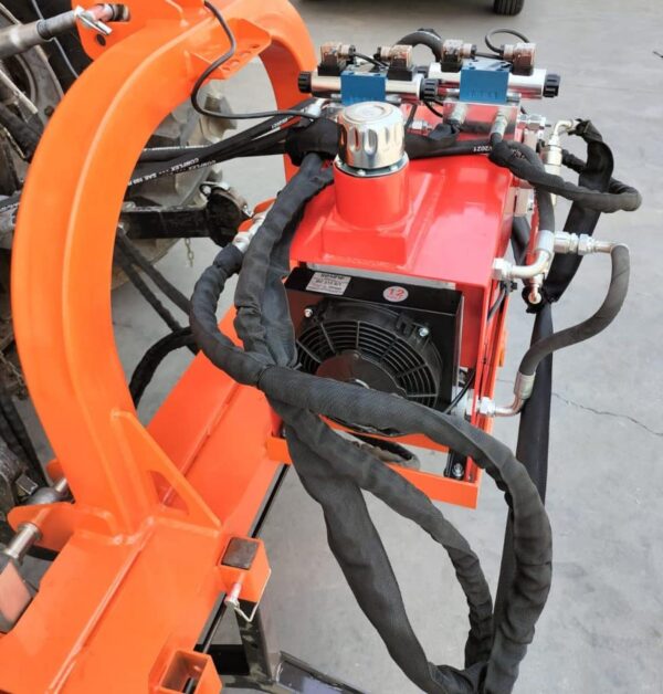 Equipamento de Dois Discos Com Unidade de Controle Hidráulico e Radiador - Image 2